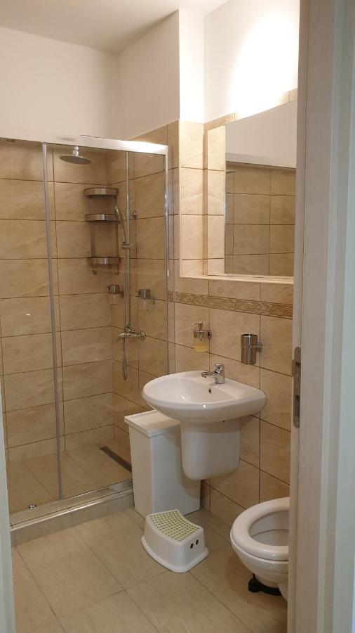 Criss Apartament Sinaia Bagian luar foto
